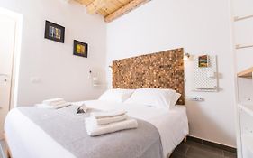 Mosina Apartments